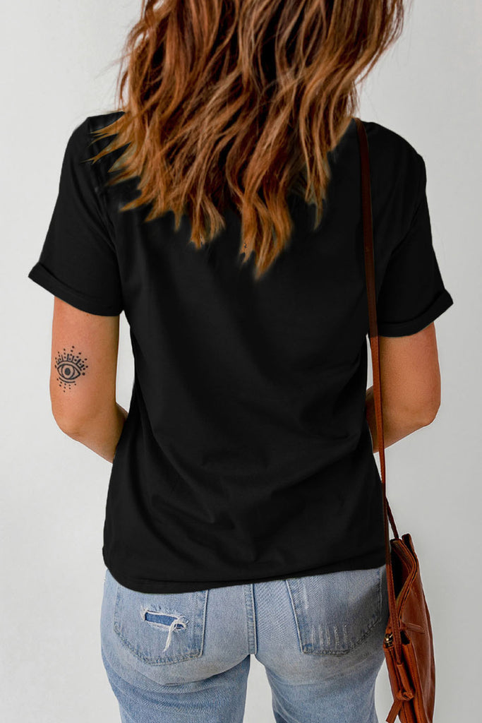 BE KIND Graphic Short Sleeve Tee - Scarlet Avenue