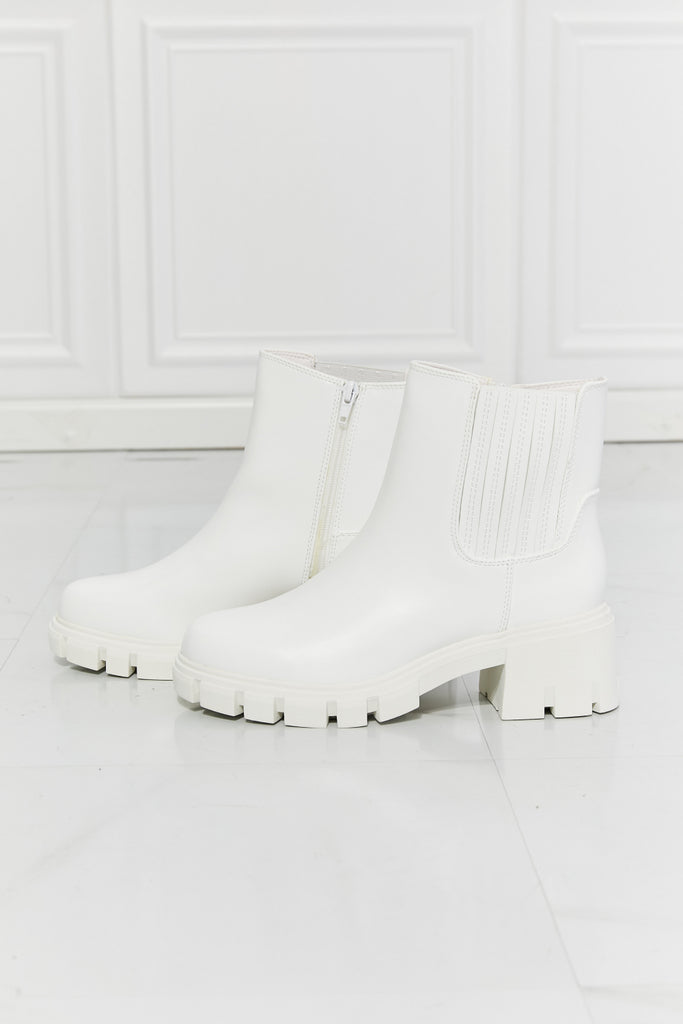 MMShoes What It Takes Lug Sole Chelsea Boots in White - Scarlet Avenue
